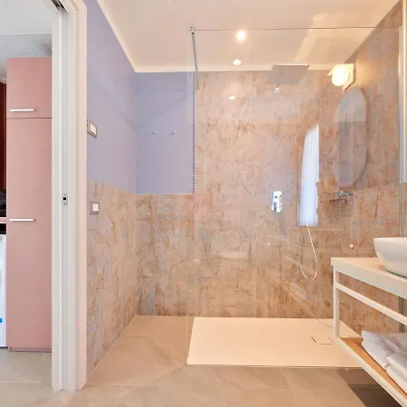 Leti Apartment